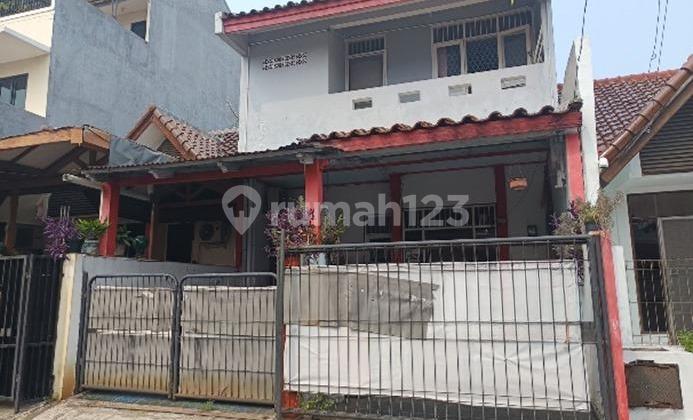 For Sale 2-Story House 6x15m Semi Furnished in Metland Cakung