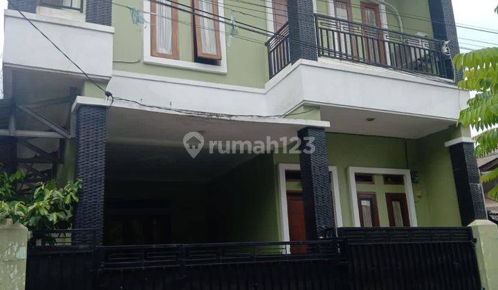 Disewakan Rumah 2Lt Type 3Kt 2Km Di Duren Sawit Jakarta Timur 1