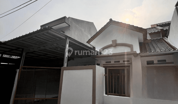 Disewakan Rumah 8x15m Type 2+1Kt Metland Non Cluster Jakarta  1