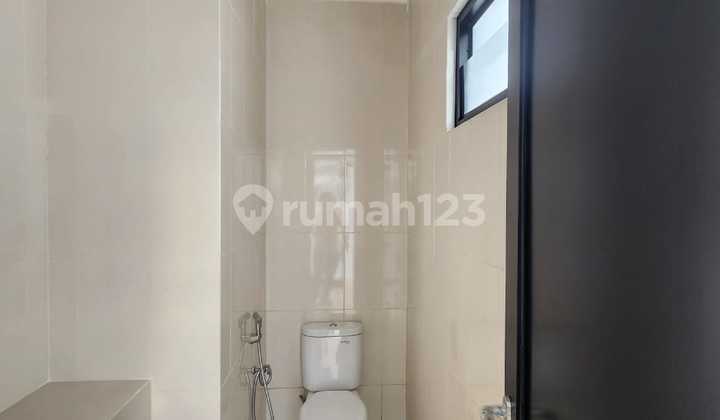 Cheapest 3-Storey SCG Shop House Type 5x15, Summarecon Crown Gading, Bekasi. 2