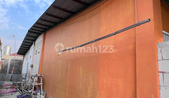 For Quick Sale: 2-Story Shop House with 2 Rental Units on the 2nd Floor in Rorotan 2