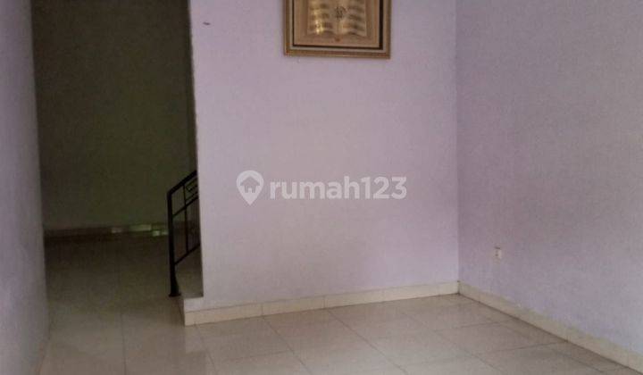 Disewakan Rumah 2Lt Type 3Kt 2Km Di Duren Sawit Jakarta Timur 2