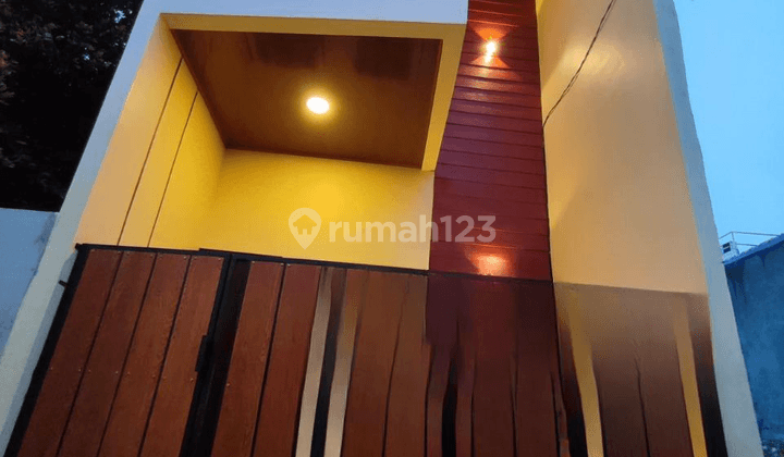 Rumah 2lt Minimalis Modern Semi Furnished Di Jakarta Timur 2