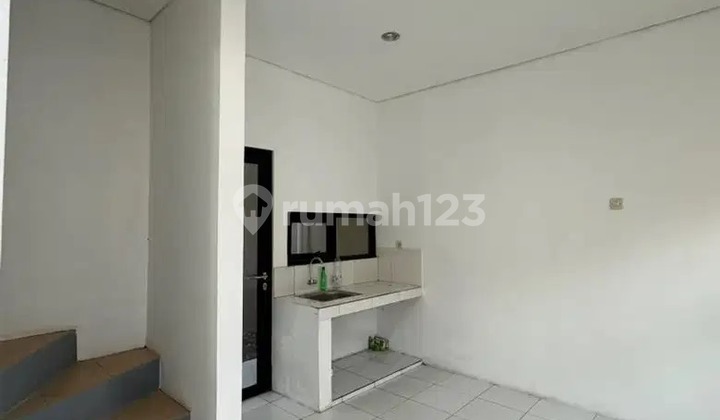 Dijual Rumah Baru Rasa Villa view City Light 2 Lantai Murah di Setiabudi Clove Condovillas di Pusat Kota Bandung.