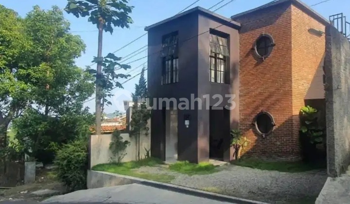 Dijual Rumah Minimalis Modern Jalan Bukit Pakar Bandung Utara