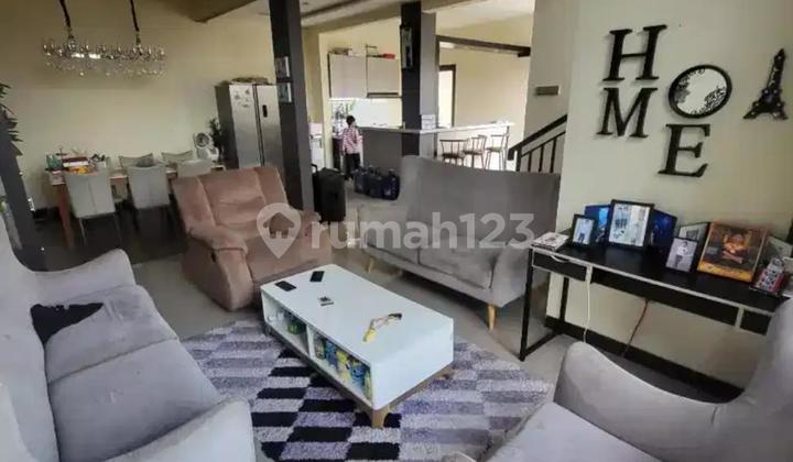 Dijual rumah Villa ada kolam renang di jalan kayu Ambon Lembang Bandung barat 2