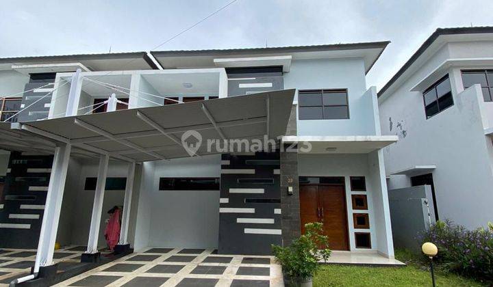 Dijual rumah 2 lantai siap huni area jln pesantren Cibabat Cimahi Utara 1