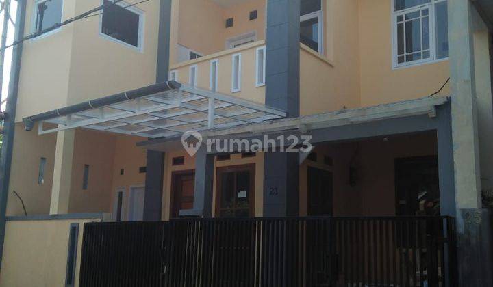 Disewakan rumah siap huni 2 lt komplek Pondok Mutiara  Cibabat Cimahi Utara 1