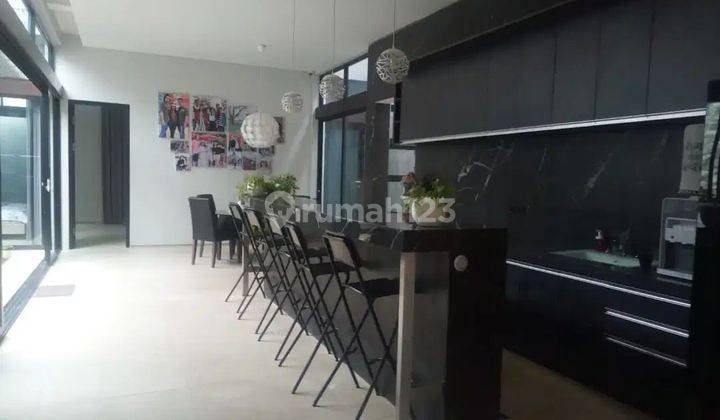 Dijual rumah villa mewah komplek Graha Puspa Lembang 2