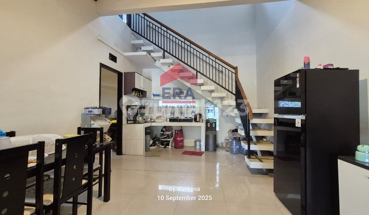 For sale: House in D'lavender Antapani cluster.