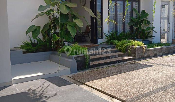 Dijual Rumah 2 Lantai Dengan Halaman Luas Di.komplek Graha Puspa Cihideung Bandung Barat , Dekat Lembang  2