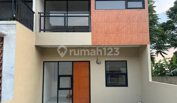 Dijual Rumah Baru Rasa Villa view City Light 2 Lantai Murah di Setiabudi Clove 