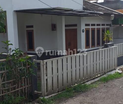 Dijual Rumah 2Lantai Kayu Ambon Sukasari Lembang Bandung Barat Dijual Rumah 2Lantai Kayu Ambon Sukasari Lembang Bandung Barat
