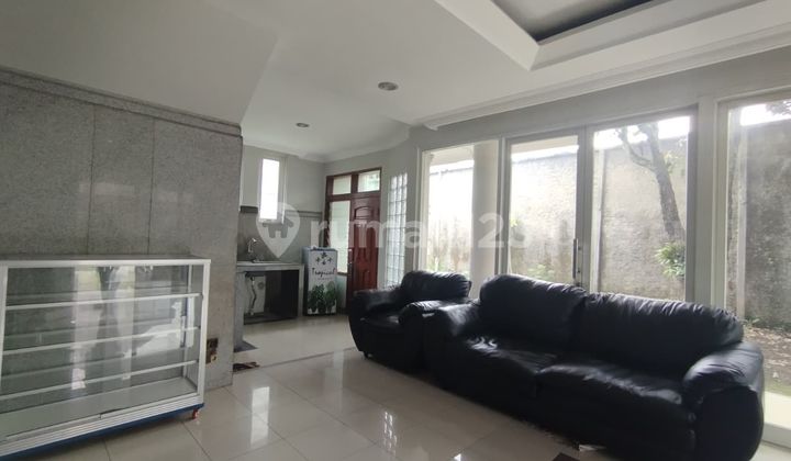 Dijual rumah luas komplek Kopo permai  2