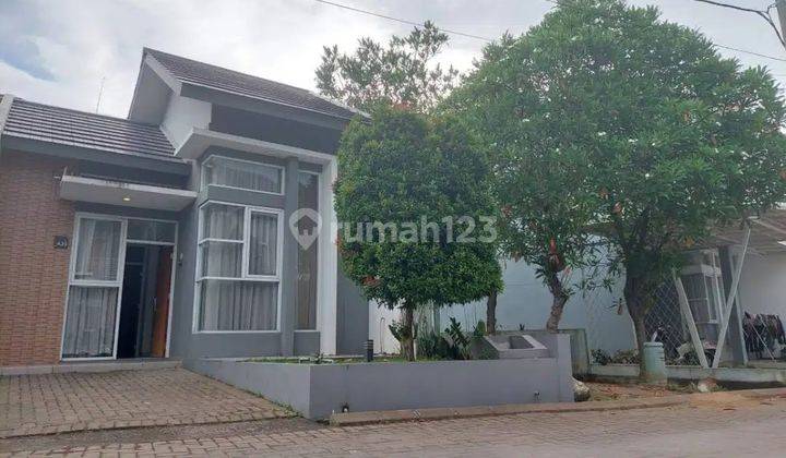 Dijual Rumah Terawat Siap Huni di Komplek Nevada Downtown Gadobangkong Ngamprah   1