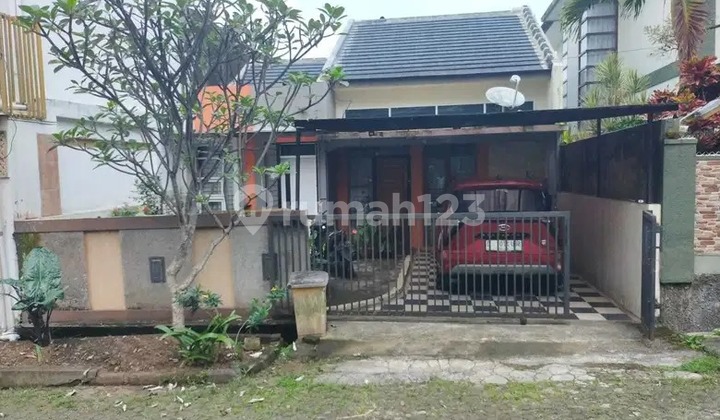 DIJUAL MURAH Rumah di Komplek Katumiri Cihanjuang DIJUAL MURAH Rumah di Komplek Katumiri Cihanjuang