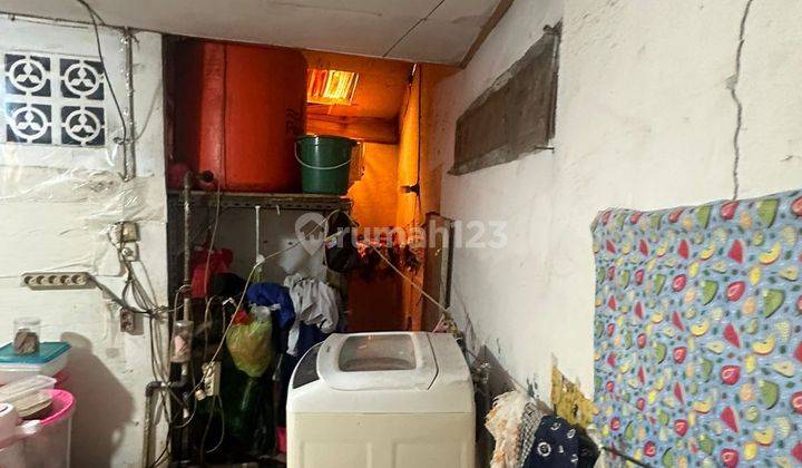 Dijual Rumah Tua Hitung Tanah Bebas Banjir 2