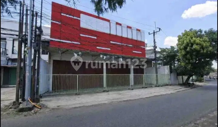 Bangunan Gudang Showroom Jalan Raya Sultan Agung Medan Satria Bekasi