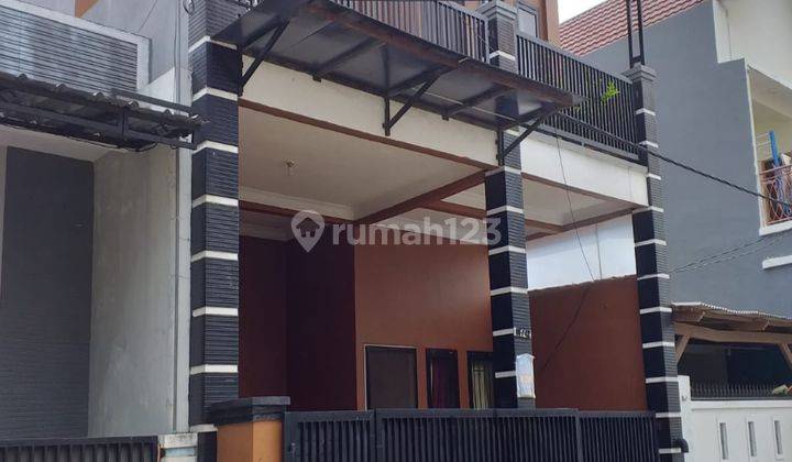 Dijual Rumah 2 Lantai Di Harapan Indah Bekasi 1