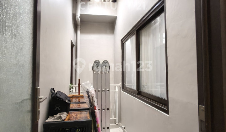 Beautiful House Near SIS in Metland Menteng Cakung Cluster, East Jakarta 2