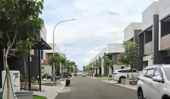 Dijual Bu Rumah Cluster Regia Summarecon Crown Gading Harapan Indah 2