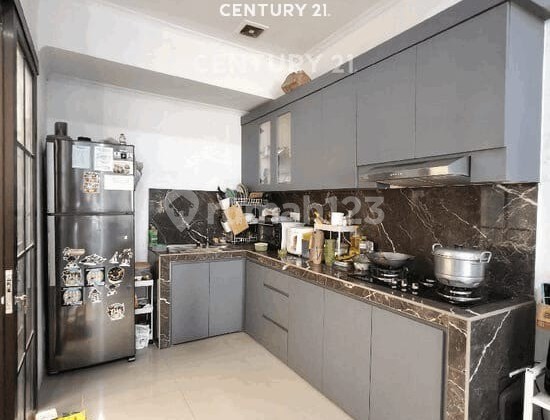 Rumah Murah Dengan Semi Furnished Di Malaka Indah Rorotan 2