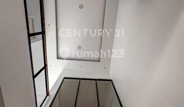 Dijual Rumah Full Renov Cluster Adara Harapan Indah Bekasi