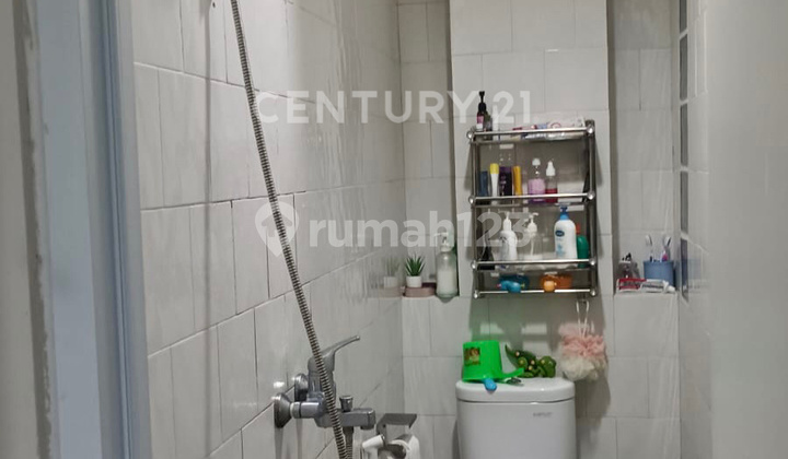 Dijual Rumah Siap Huni di Cluster De Okwood Mutiara Gading City Bekasi 2