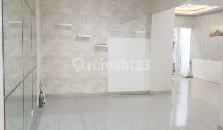 Beautiful House Semi-Furnished 2