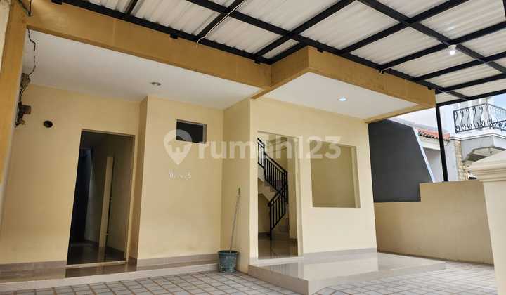 Rumah Siap Huni Dekat Sekolah Penabur Gading Serpong 2
