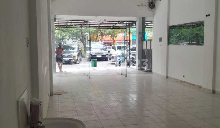 For Rent: Corner Shop at Citra Garden 6, Kalideres, West Jakarta