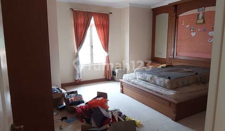 Charming House in Lippo Karawaci Land Price Calculation 2