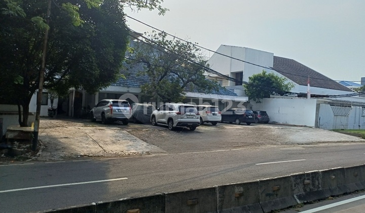 Rumah Pluit Disewakan Lokasi Strategis