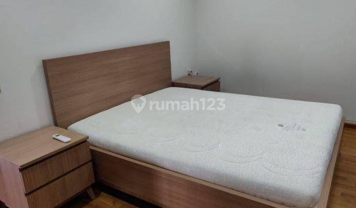 Rumah Lux Nyaman Lokasi di Setra Duta Semi Furnished 2