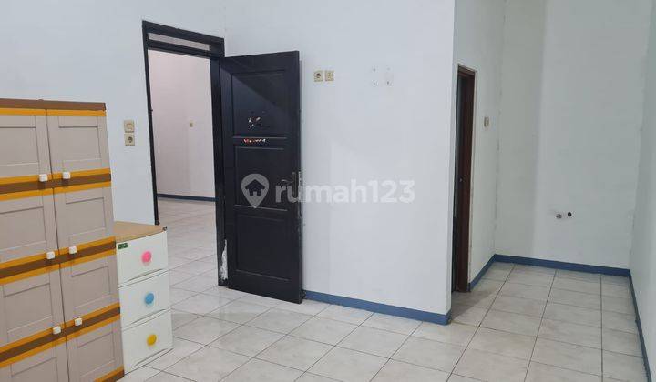 Rumah Minimalis Cantik di Taman Kopo Indah 3  1