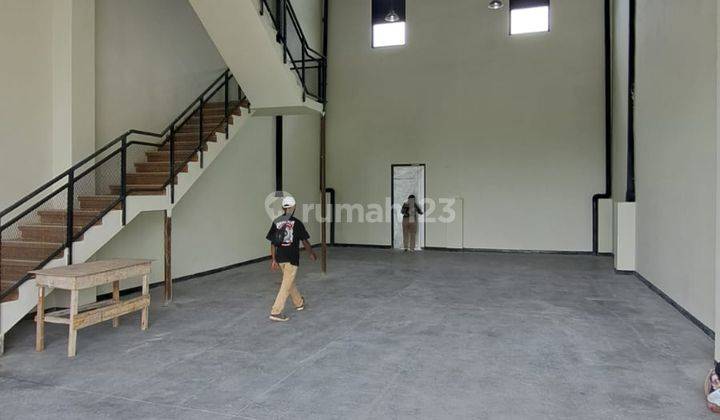 gudang ada kantor lokasi strategis di batujajar  2