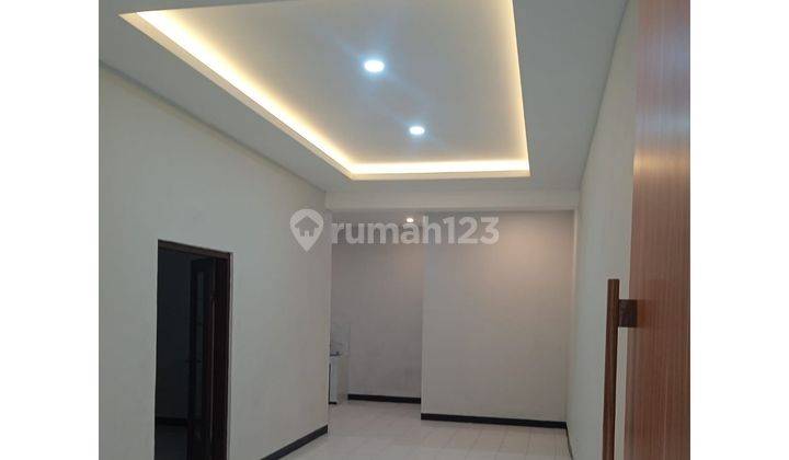 rumah minimalis cantik di daerah sayap karapitan 1