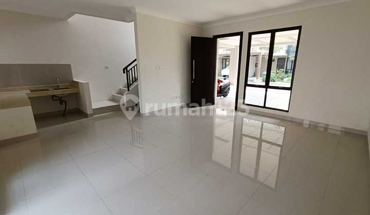 rumah nyaman 2 lantai modern di podomoro park