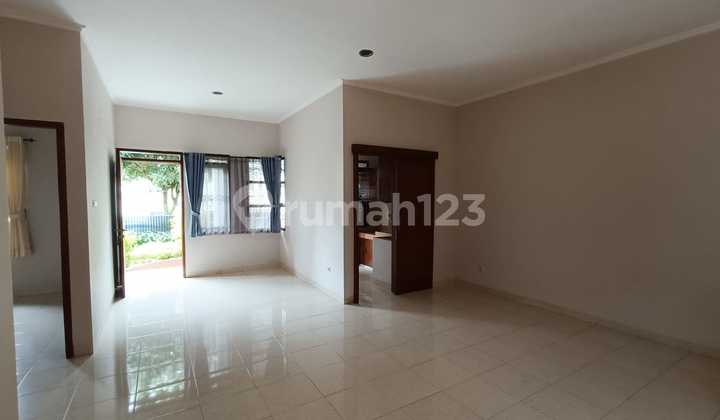 rumah asri minimalis cantik di pondok hijau