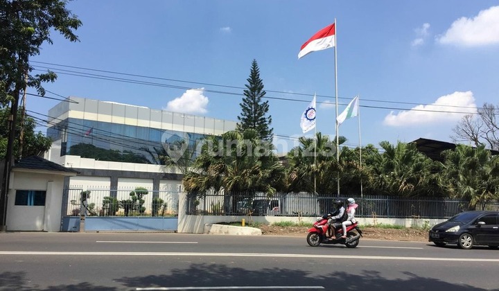 gudang atau pabrik bagus dan  strategis di mainroad bitung tangerang