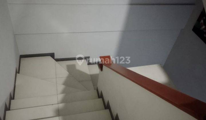 Ruko Furnish Kantor Sangat Strategis Dengan Bangunan 3 Lantai 2