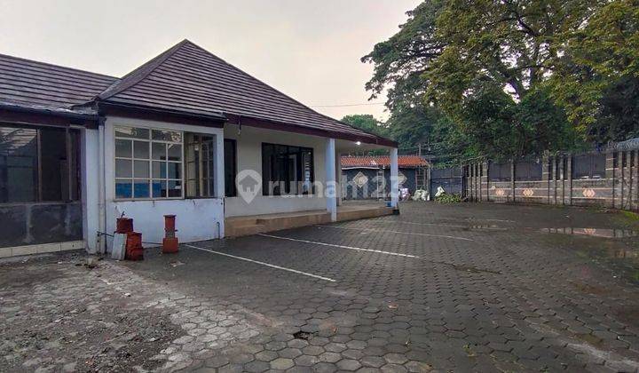 Rumah Disewa Cocok Untuk Kantor Atau Usaha di Sayap Riau 2