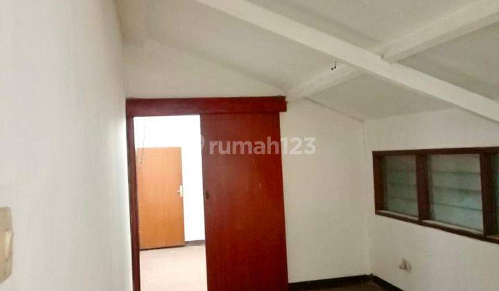 Disewakan Rumah Modern2 Lantai di Pelajar Pejuang 1