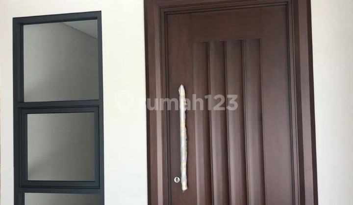 Modern minimalist new house in the center of Lengkong city 2