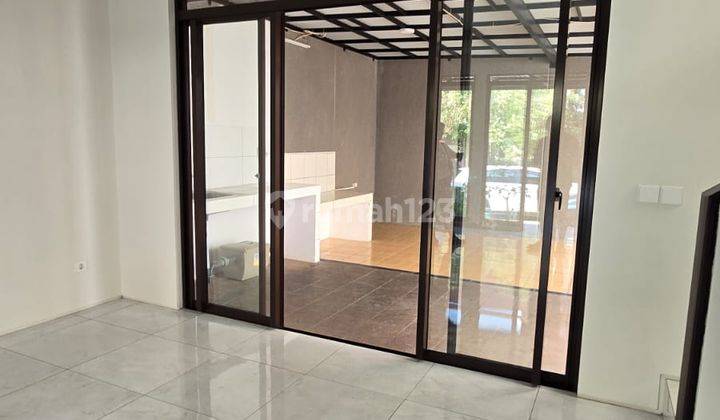 Rumah Minimalis Cantik di Kota Baru Parahyangan 1