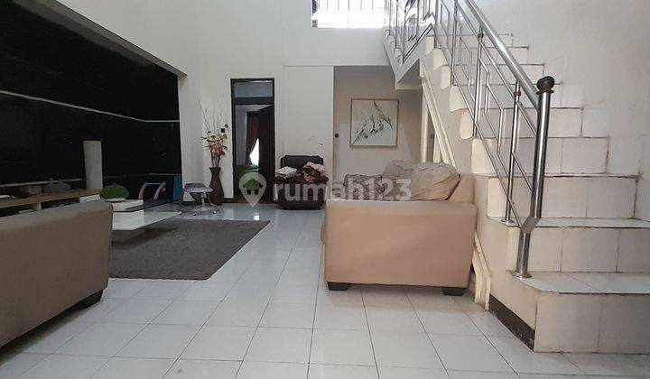 rumah modern minimalis di sayap buah batu 1
