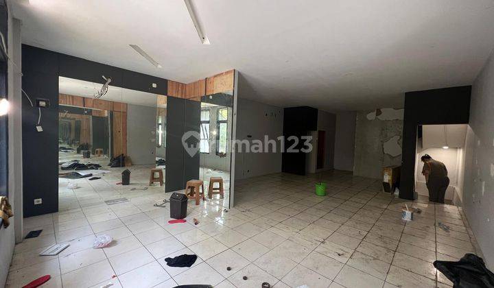 Ruko Jarang Ada Lokasi Strategis di Gatot Subroto 2