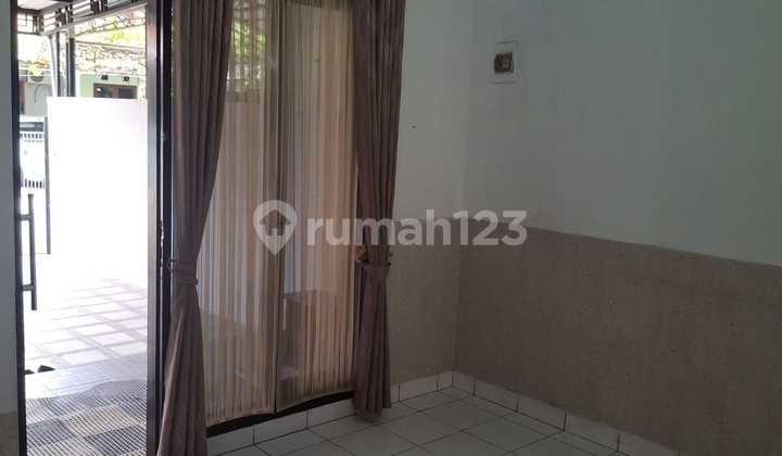 Rumah Nyaman Minimalis Lokasi di Antapani