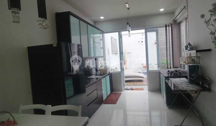 Beautiful Fully Furnished House in Kota Baru Parahyangan 2
