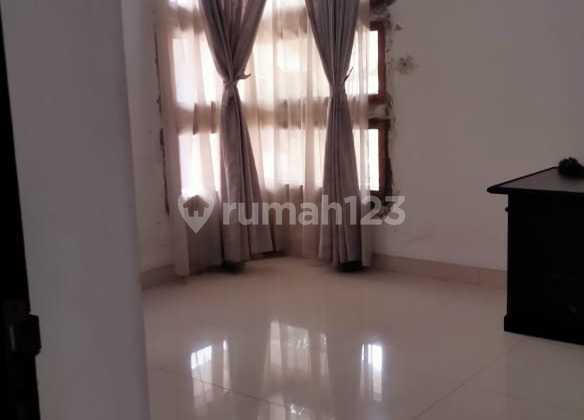 rumah nyaman terawat siap huni di turangga 2